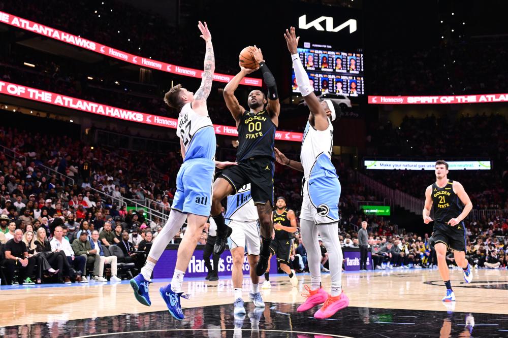 尼克斯击败雄鹿成功晋级，近7场两队对决尼克斯6胜1负